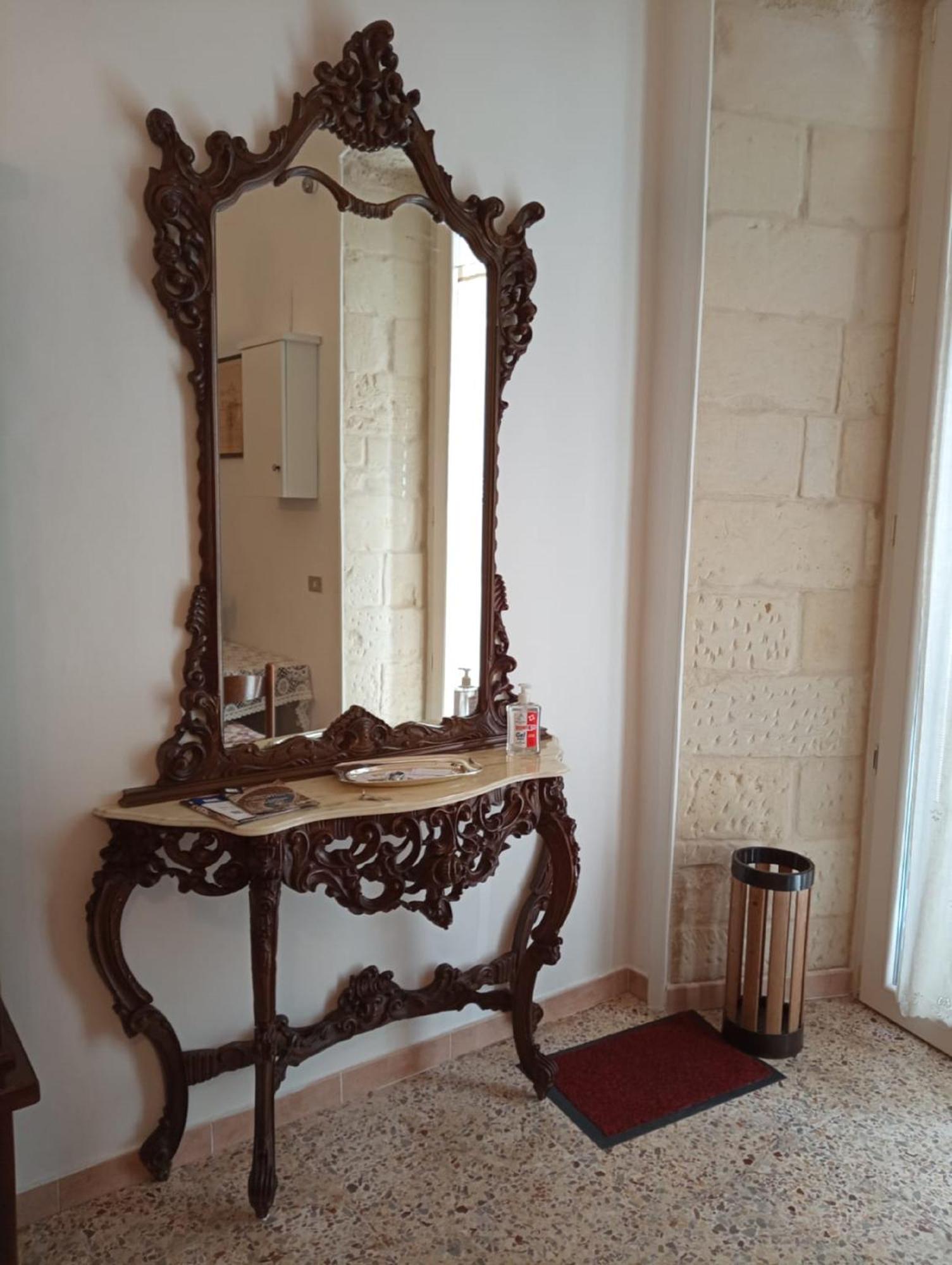 La Casa Dei Gigli Villa เลชเช ภายนอก รูปภาพ